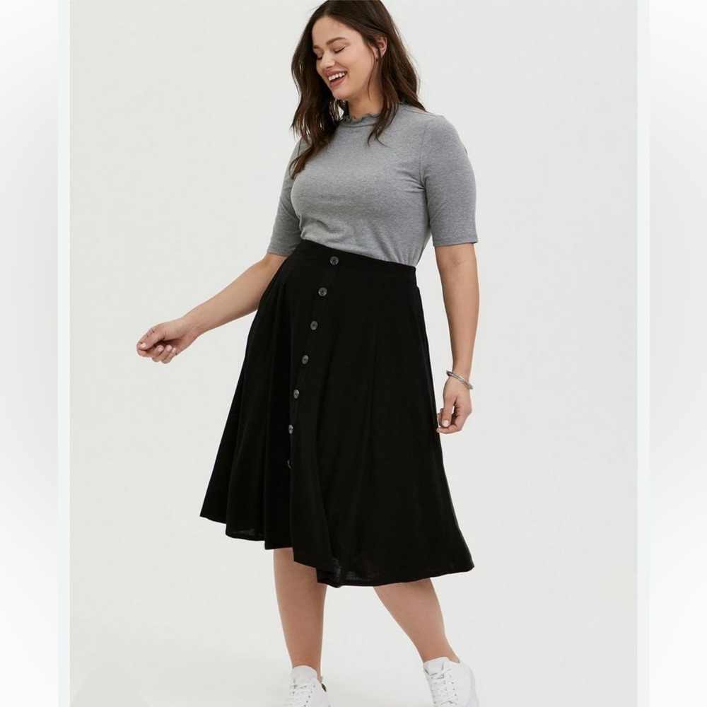 Torrid Midi Refined Black Woven Skirt